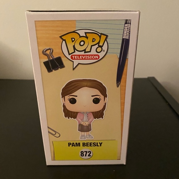 Pam Beesly Funko Pop - Picture 4 of 6